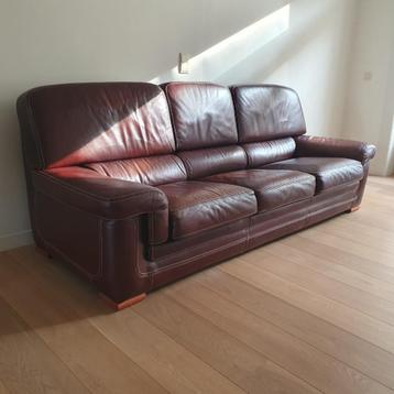 Lederen 3 zit zetel beschikbaar voor biedingen