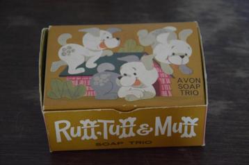 Vintage avon zeep - Ruff, Tuff & Muff (verzamel object), Enlèvement ou Envoi, Comme neuf, Bouteille de parfum, Plein