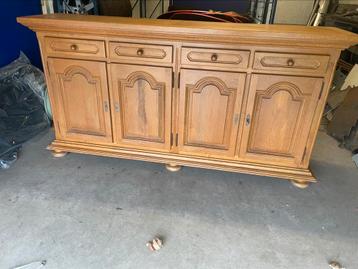 Masief eiken dressoir 245x55x123 beschikbaar voor biedingen