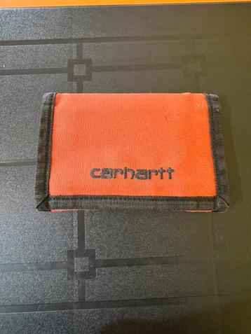 Carhartt portemonee( bruin ) beschikbaar voor biedingen