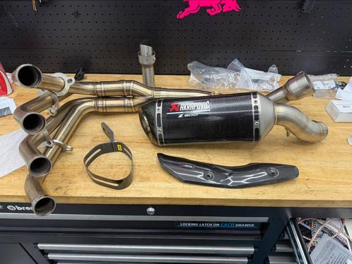 Kawasaki Z900 Akrapovic - Full system, Motoren, Onderdelen | Kawasaki, Ophalen