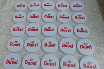 100 Metalen Duvel deksels beschikbaar voor biedingen