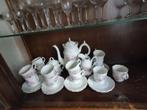 koffieservies porselein - 17-delig met bloemenmotief, Antiek en Kunst, Ophalen
