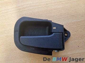 Deurgreep rechts binnen zwart BMW 3-serie E36 51221960830 beschikbaar voor biedingen