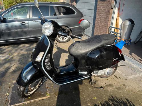 Vespa GTS 125, Fietsen en Brommers, Scooters | Vespa, Gebruikt, Ophalen