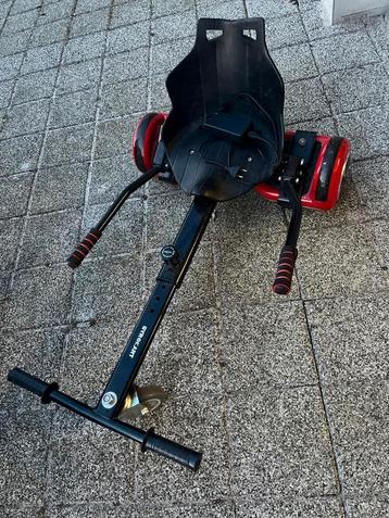 Hoverboard avec siège et chargeur  (led et Bluetooth), Enlèvement, Utilisé