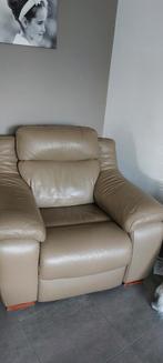 Lederen salon, Ophalen