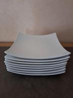 8 witte borden, Huis en Inrichting, Keuken | Servies, Ophalen, Zo goed als nieuw, Effen, Bord(en)