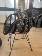 Zwarte rotan stoel, Ophalen, Gebruikt, Zwart, Vier