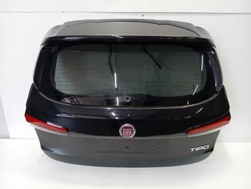 ACHTERKLEP Fiat Tipo (356W / 357W) (01-2016/10-2020) beschikbaar voor biedingen