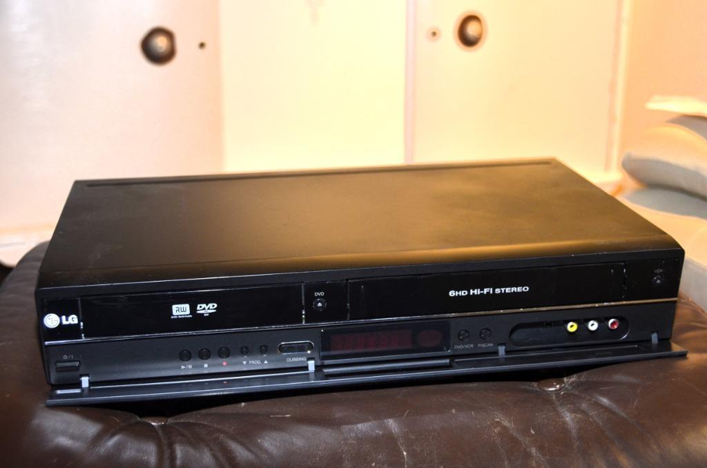 ② LG V390HP combinaison lecteur DVD/magnétoscope VHS avec HDMI — Lecteurs  DVD — 2ememain