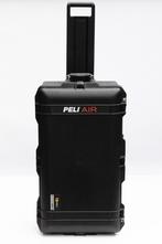 Peli 1615 Air Beschermkoffer Zwart, Ophalen, Uitschuifbare handgreep, Hard kunststof, 45 tot 55 cm