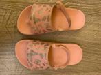 Roze slippers maat 28/29, Gebruikt, Ophalen of Verzenden