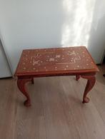 Tafeltje met ingelegd koperwerk., Ophalen, Minder dan 45 cm, Minder dan 55 cm, Gebruikt