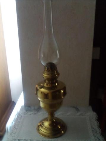 Koperen olielamp, Enlèvement, Cuivre