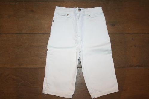 Maat 104 - Okaidi - witte bermuda short, Kinderen en Baby's, Kinderkleding | Maat 104, Zo goed als nieuw, Jongen, Broek, Ophalen of Verzenden