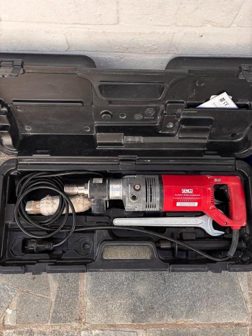 Beton(kern)boormachine + statieven + toebehoren, Doe-het-zelf en Bouw, Gereedschap | Boormachines, Zo goed als nieuw, Boormachine