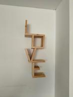 Uniek decoratiestuk LOVE, Huis en Inrichting, Woonaccessoires | Wandplanken en Boekenplanken, Ophalen, Nieuw