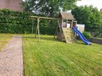 Speelhuisje met glijbaan en klimmuur, Kinderen en Baby's, Speelgoed | Buiten | Speeltoestellen, Ophalen, Gebruikt, Glijbaan