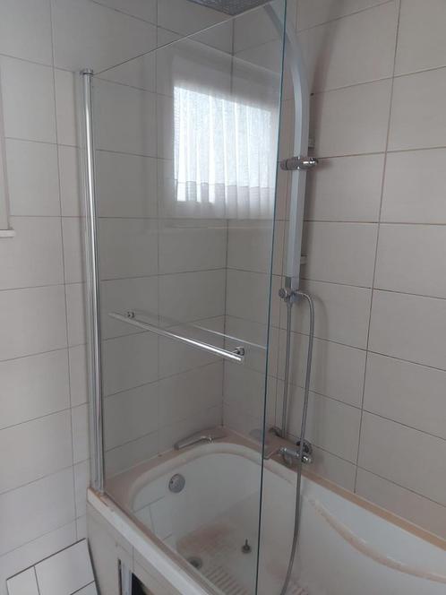 Glazen douchewand voor bad, Doe-het-zelf en Bouw, Sanitair, Gebruikt, Overige typen, Ophalen