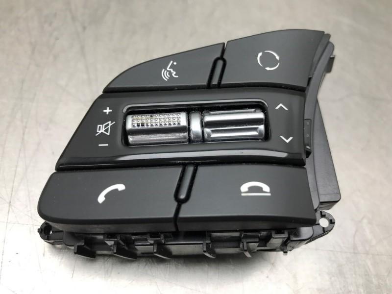 DIVERS Kia Ceed Sportswagon (CDF) (|96700J7850|), Autos : Pièces & Accessoires, Utilisé, Kia