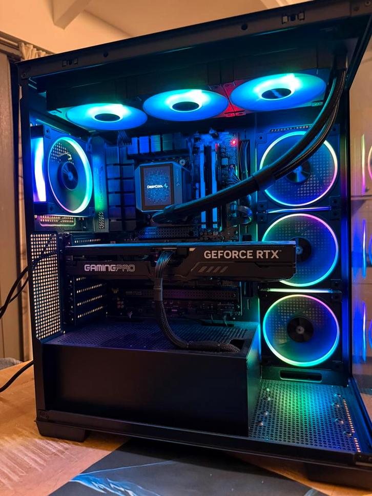 Top pc 9800x3d-32gb-rtx 5070 ti-27 inch oled, Informatique & Logiciels, Ordinateurs de bureau, SSD, Gaming, Enlèvement