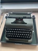 Typemachine Olympia De Luxe SM3, Ophalen, Gebruikt