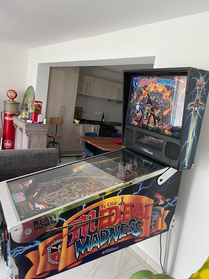 Flipper Williams Middeleeuwse waanzin, Verzamelen, Automaten | Flipperkasten, Gebruikt, Overige soorten, Flipperkast, Williams