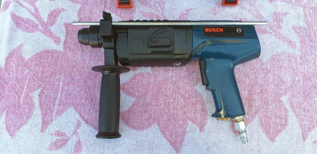 PERSLUCHTBOORMACHIENE BOSCH, Doe-het-zelf en Bouw, Ophalen, Nieuw