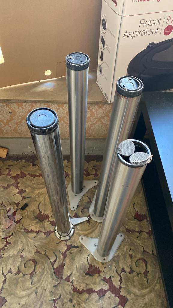 4 pieds de table fer, Maison & Meubles, Enlèvement, Comme neuf