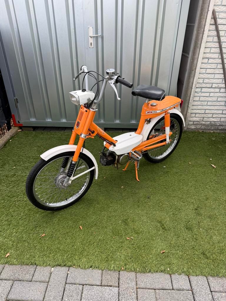HONDA AMIGO.   In goede staat origineel, Fietsen en Brommers, Brommers | Oldtimers, 49 cc, Klasse B (45 km/u), Ophalen, Overige merken