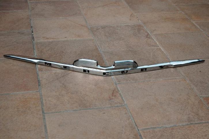 Amerikaanse Oldtimer Ford Mercury Bonnet Embleem uit 1950, Antiek en Kunst, Curiosa en Brocante, Ophalen of Verzenden