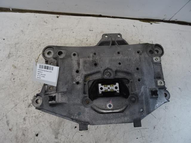 SUPPORT BOITE DE VITESSES A5 Sportback (8TA) (8K0399263BK), Autos : Pièces & Accessoires, Utilisé, Audi