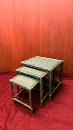 Tables gigognes vintage rotin, Ophalen