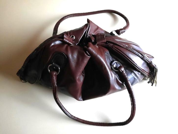 bruine handtas                       NIEUW, Handtassen en Accessoires, Tassen | Damestassen, Nieuw, Handtas, Ophalen of Verzenden