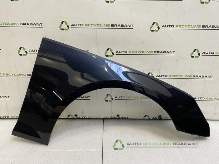 Aile avant droite d'un Audi A4, Autos : Pièces & Accessoires, Carrosserie & Tôlerie, Utilisé, 3 mois de garantie, Enlèvement ou Envoi