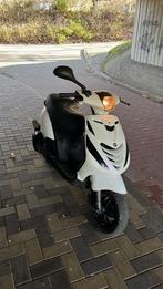 Piaggio Zip 70cc, 2t, Fietsen en Brommers, Scooters | Piaggio, Ophalen, Zo goed als nieuw, Zip