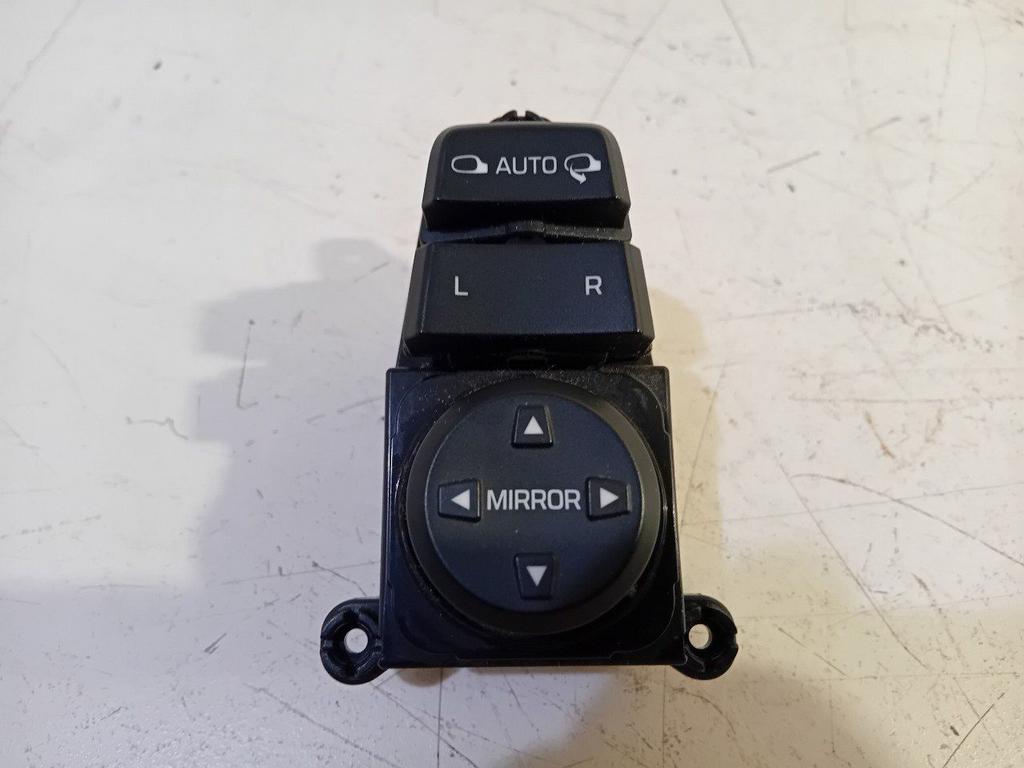 Schakelaar elektrisch spiegels Hyundai Tucson, Onderdelen@venauto.nl, Van der Ven Autorecycling B.V., Gebruikt, Ettenseweg 76, 4706 PB Roosendaal, The Netherlands