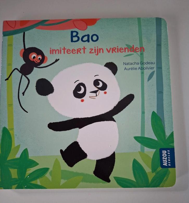 Kartonnen boek : Bao immiteert zijn vrienden, Boeken, Kinderboeken | Baby's en Peuters, Ophalen of Verzenden