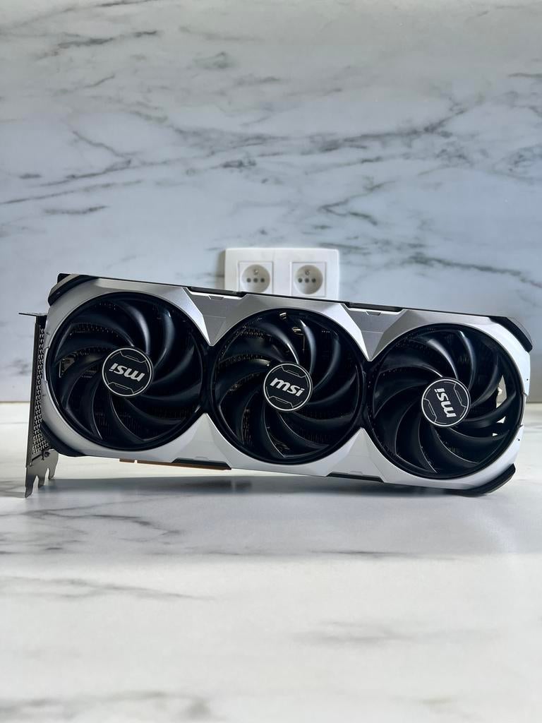 RTX 4090 24Gb MSI Ventus 3X, Informatique & Logiciels, Cartes vidéo, Utilisé, Nvidia, PCI-Express 4.0, GDDR6, HDMI, DisplayPort