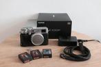 Fujifilm X100F + accessoires, TV, Hi-fi & Vidéo, Appareils photo numériques, Sans zoom optique, Enlèvement ou Envoi, Compact, Comme neuf