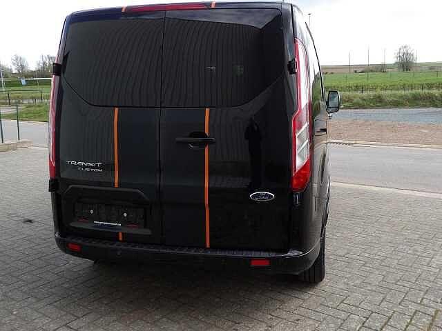 Ford Transit Custom 2.0 TDCi L1H1 Sport S/S (EU6.2), Auto's, Bestelwagens en Lichte vracht, Automaat, 182 pk, Zwart, Bedrijf