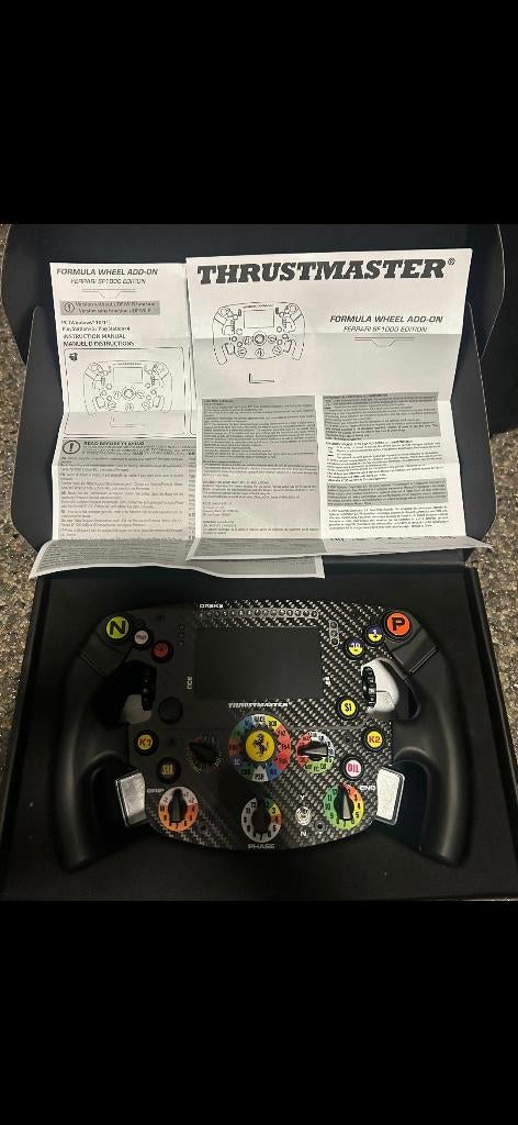 THRUSTMASTER FERRARI SF1000 WHEEL, Games en Spelcomputers, Spelcomputers | Xbox | Accessoires, Nieuw, Stuurtje of Sportattribuut