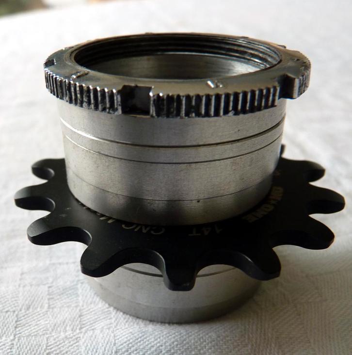 Kit pignon fixe à visser Velosolo 14 T, Vélos & Vélomoteurs, Vélos Pièces, Neuf, Oldtimer ou Ancêtre, Enlèvement ou Envoi