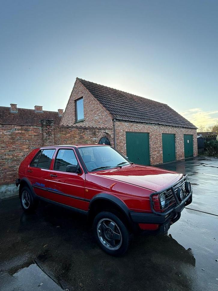 GOLF COUNTRY 4X4 Syncro Oldtimer // PROJECT, Autos, Oldtimers & Ancêtres, Particulier, 4x4, Volkswagen, Essence, Boîte manuelle