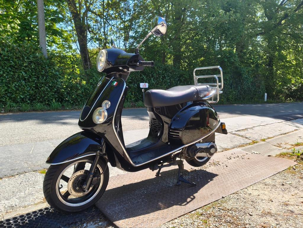 Neco Agira S 125cc, Motos, Motos | Marques Autre, Particulier, Scooter, jusqu'à 11 kW, Occasion, Occasion, Enlèvement