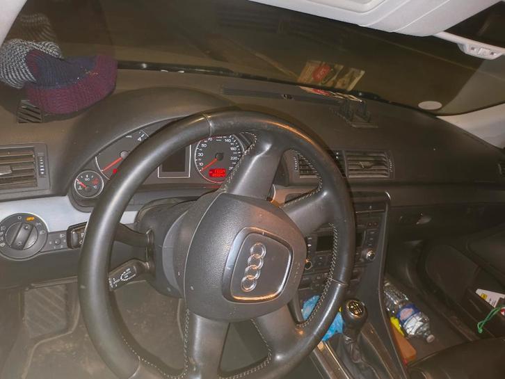 Audi A4 B7 1.9tdi 116PK zwart leder, Auto's, Audi, Particulier, A4, Airbags, Centrale vergrendeling, Cruise Control, Elektrische buitenspiegels