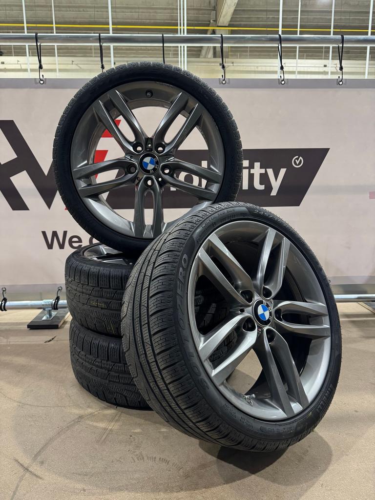Complete winterset BMW M 1 en 2 Series 245/35R18, Auto-onderdelen, Banden en Velgen, Banden en Velgen, Winterbanden, 18 inch, 245 mm