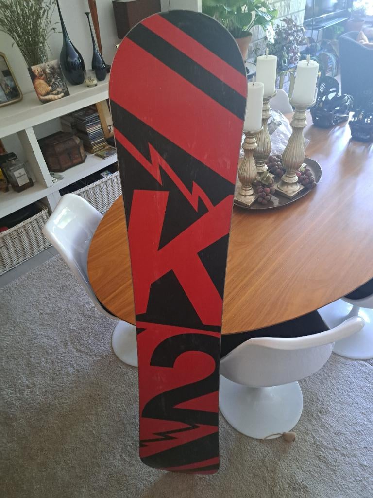 Snowboard K2 155 + bindingen, Sports & Fitness, Snowboard, Enlèvement, Utilisé, Fixations