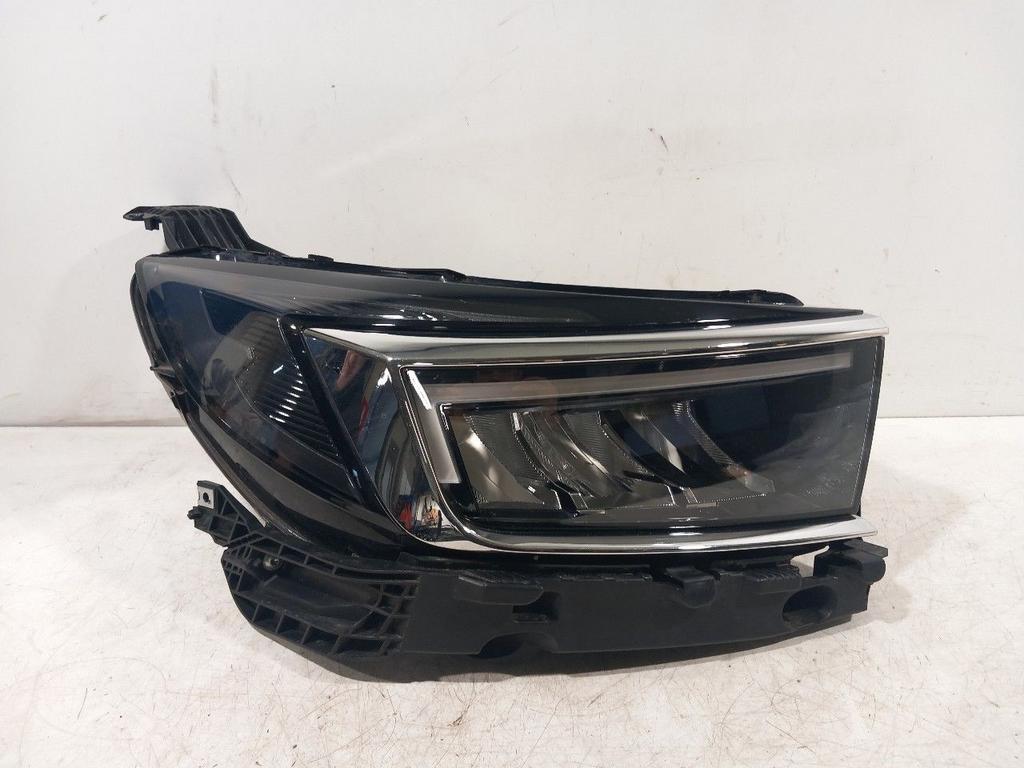 Koplamp rechts Opel Grandland, Onderdelen@venauto.nl, Van der Ven Autorecycling B.V., Gebruikt, Ettenseweg 76, 4706 PB Roosendaal, The Netherlands